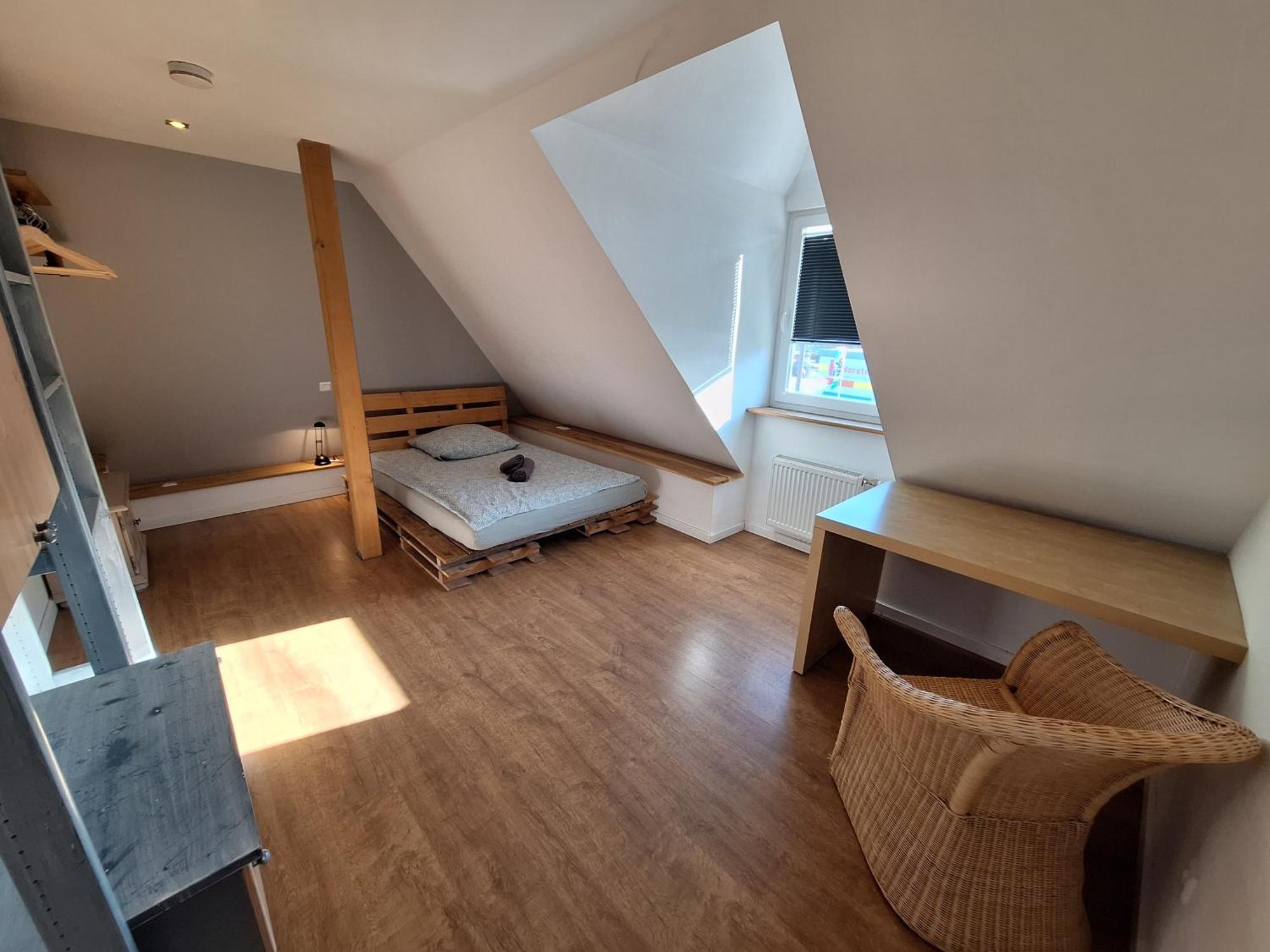 Bielefeld Zentral Komplette Fewo, 4 Schlafbereiche Bis Zu 8 Personen Dış mekan fotoğraf