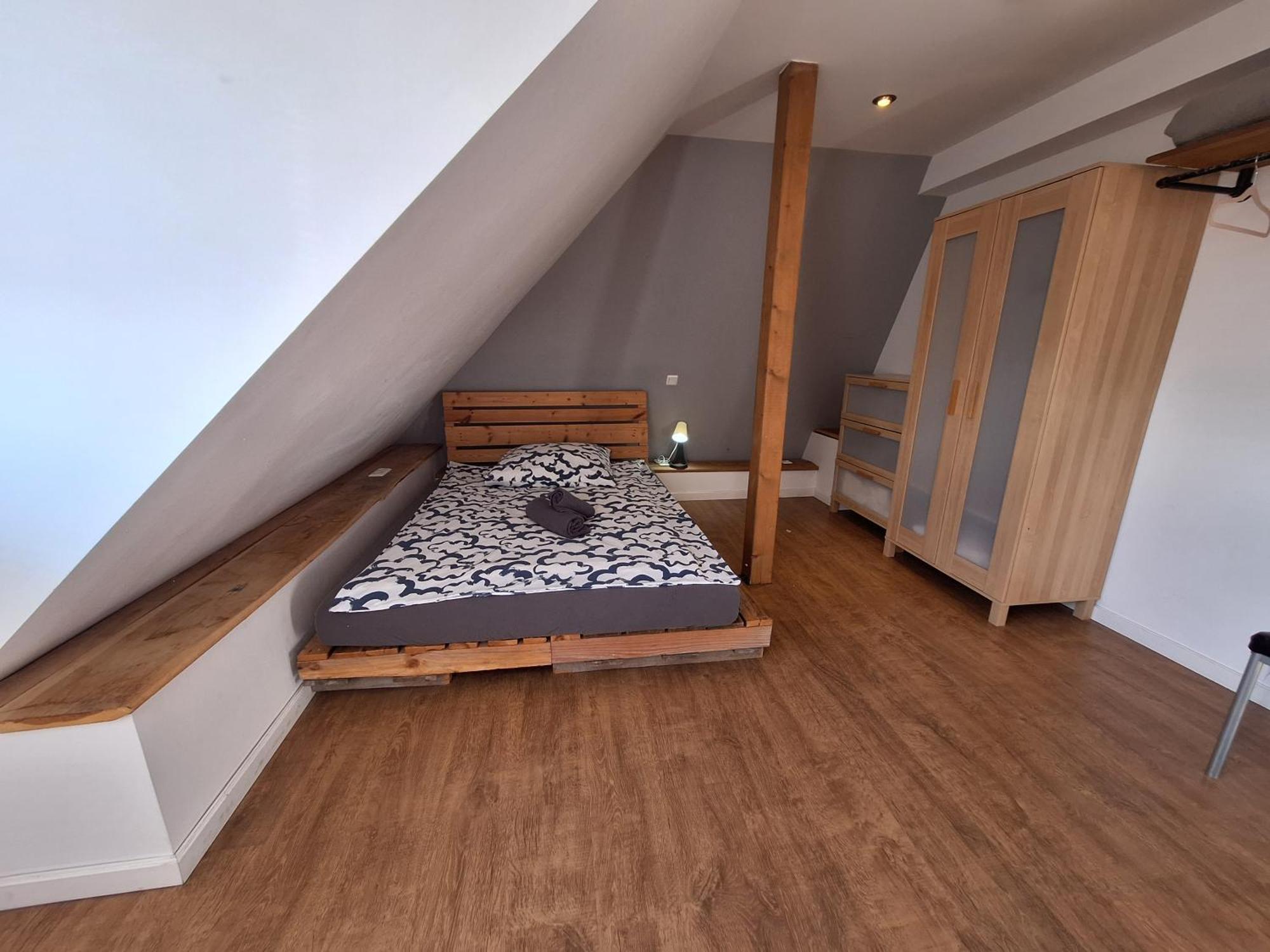 Bielefeld Zentral Komplette Fewo, 4 Schlafbereiche Bis Zu 8 Personen Dış mekan fotoğraf