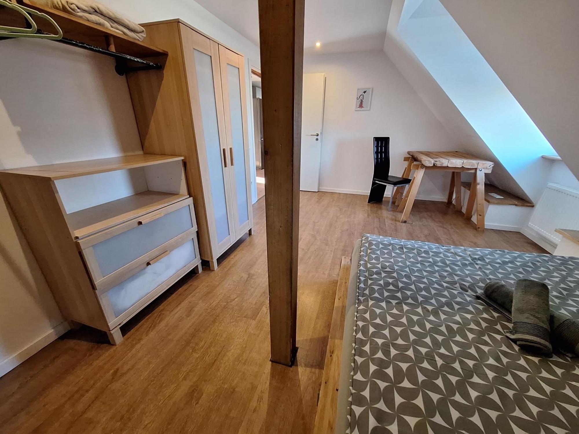 Bielefeld Zentral Komplette Fewo, 4 Schlafbereiche Bis Zu 8 Personen Dış mekan fotoğraf